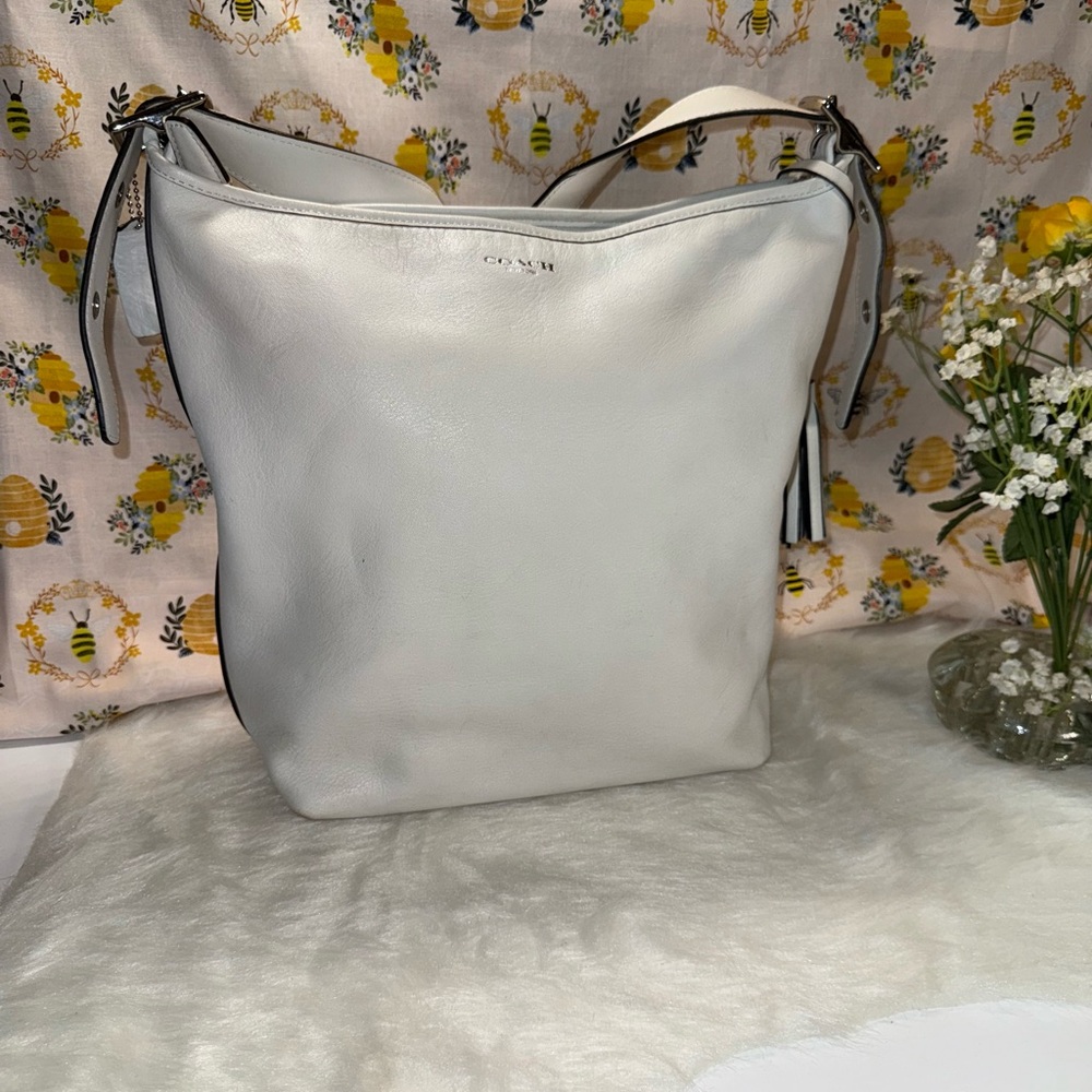 Coach Cream Leather Shoulder Bag